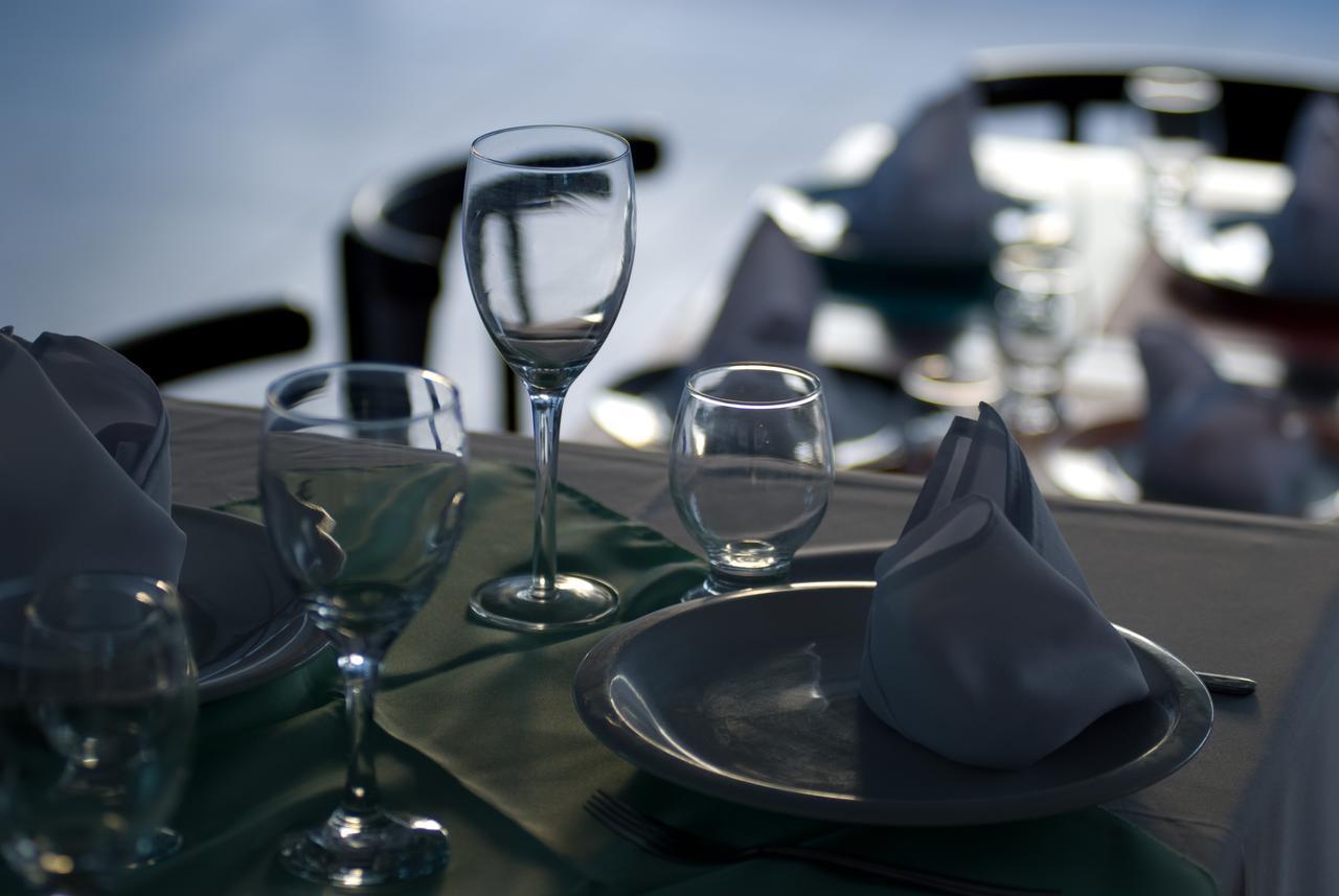 Oyo Hotel Arembepe Beach Hotel, Camacari 외부 사진