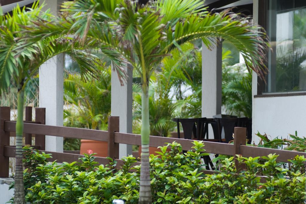 Oyo Hotel Arembepe Beach Hotel, Camacari 외부 사진